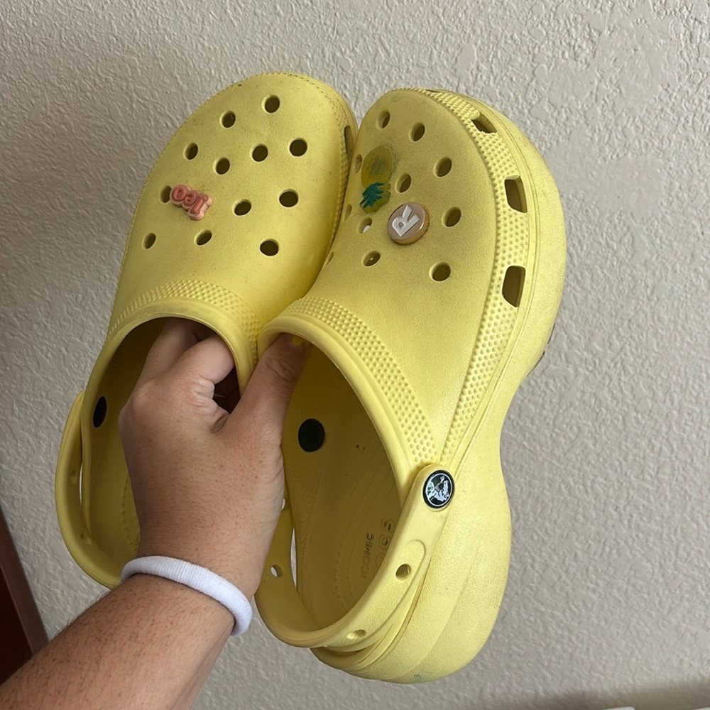 Platform crocs